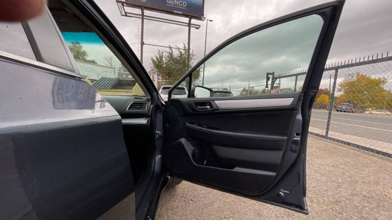 2017 Subaru Outback 2.5i Premium