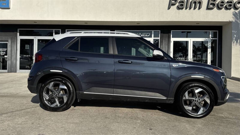 2022 Hyundai Venue Limited