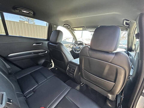 2021 Cadillac XT4 Premium Luxury