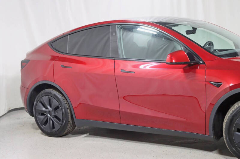 2025 Tesla Model Y Long Range