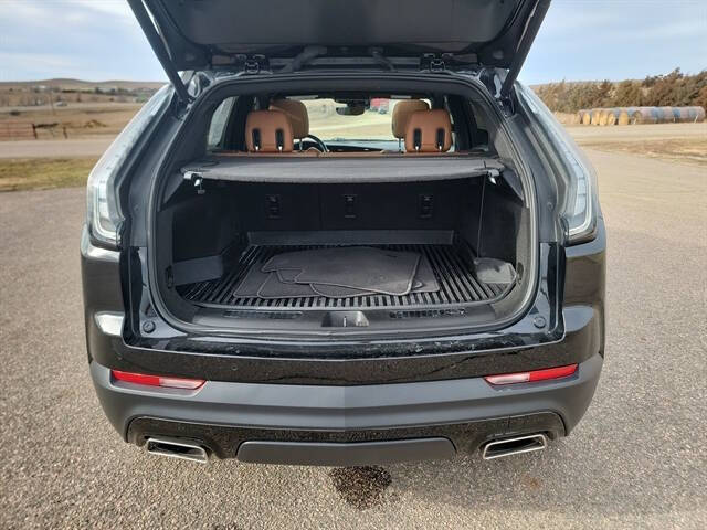 2023 Cadillac XT4 Sport