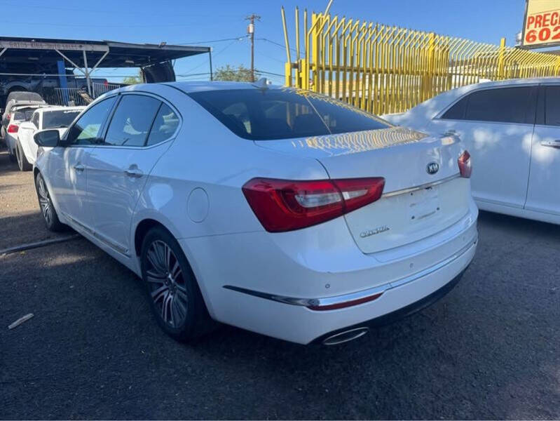 2015 Kia Cadenza Premium