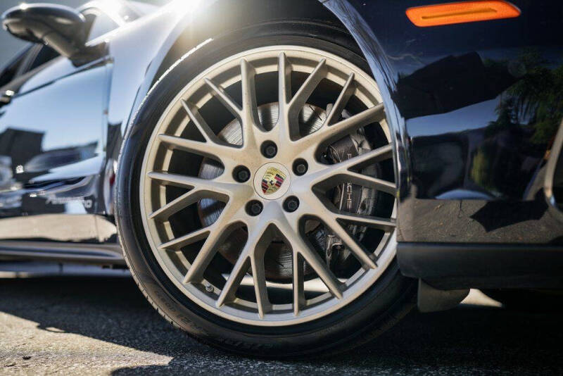 2020 Porsche Panamera