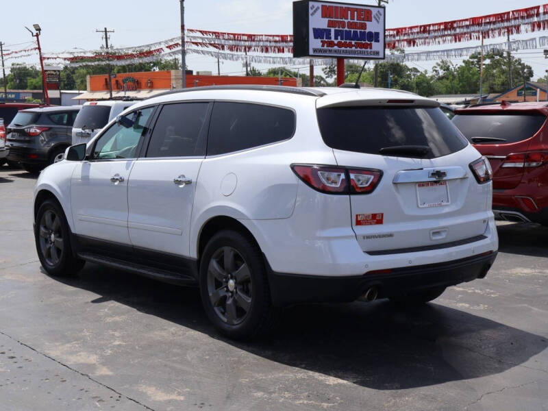 2017 Chevrolet Traverse LT