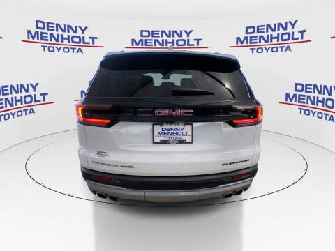 2025 GMC Acadia Elevation