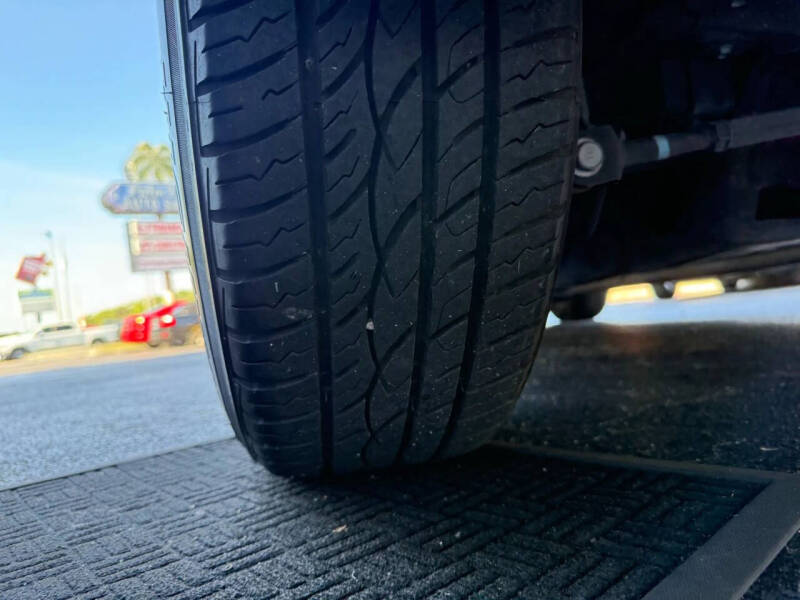 2017 Toyota Camry Hybrid