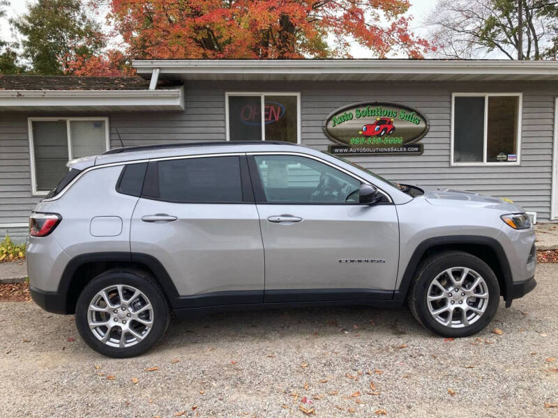 2022 Jeep Compass Latitude Lux's photo