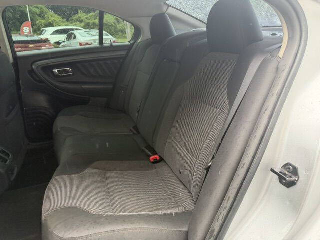 2011 Ford Taurus SEL