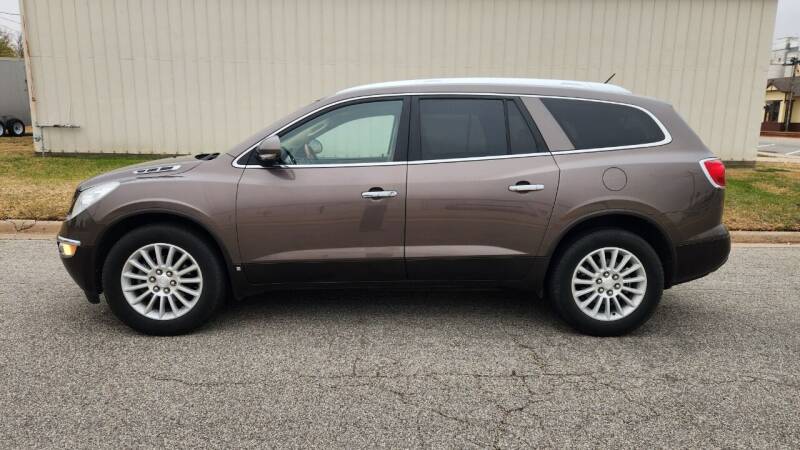 2010 Buick Enclave for sale at TNK Autos in Inman KS