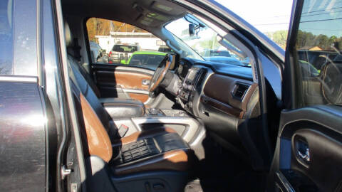 2018 Nissan Titan Platinum Reserve