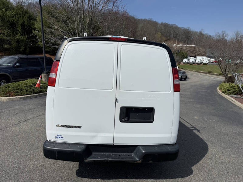 2019 Chevrolet Express 2500