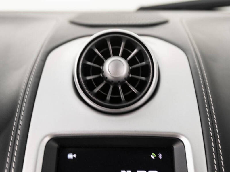 2012 McLaren MP4-12C