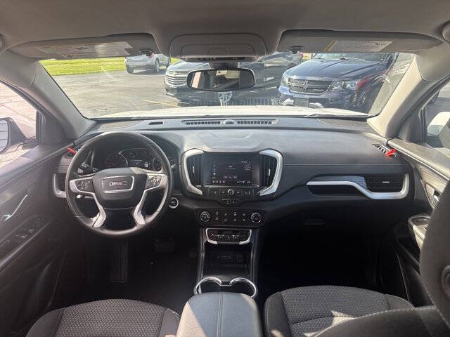 2023 GMC Terrain SLE