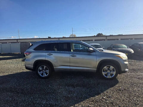 2014 Toyota Highlander