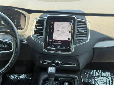 2021 Volvo XC90 T5 Momentum