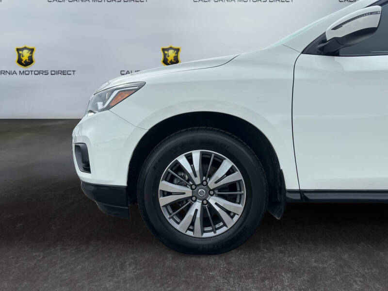 2020 Nissan Pathfinder S