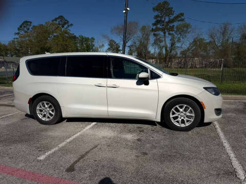 2017 Chrysler Pacifica LX
