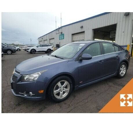 2013 Chevrolet Cruze 1LT photo 2