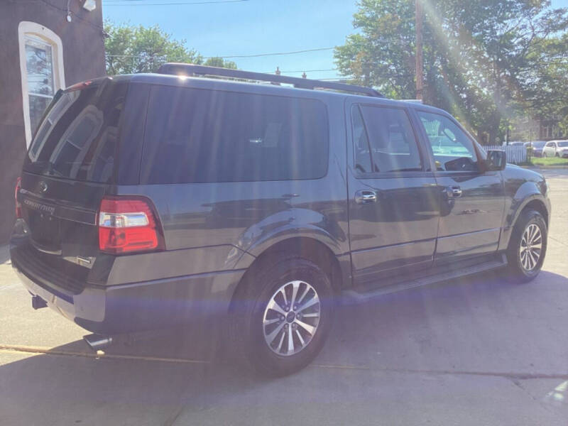 2016 Ford Expedition EL XLT