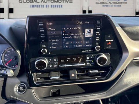 2021 Toyota Highlander LE