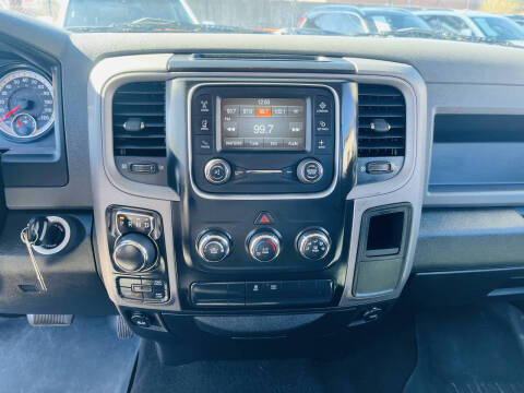 2017 RAM 1500 Express