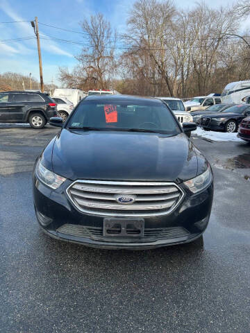2015 Ford Taurus SEL
