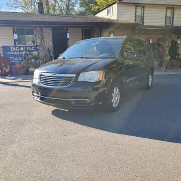 2011 Chrysler Town and Country Touring