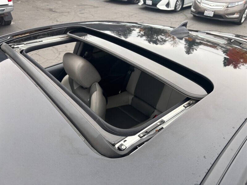 2013 Hyundai Genesis Coupe 2.0T Premium