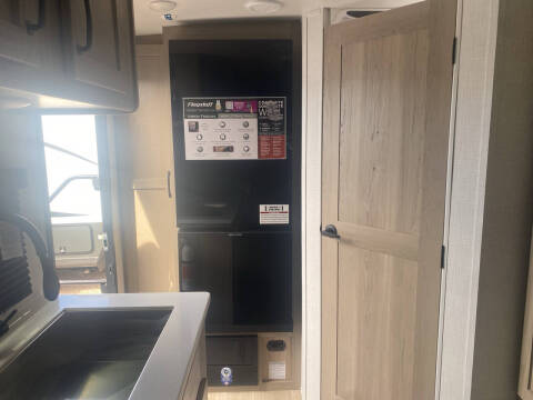 2025 Flagstaff MICROLITE 22FBS