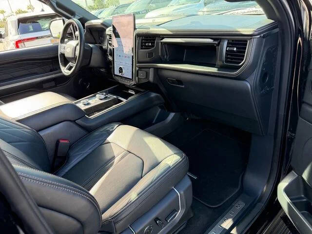 2024 Ford Expedition Platinum