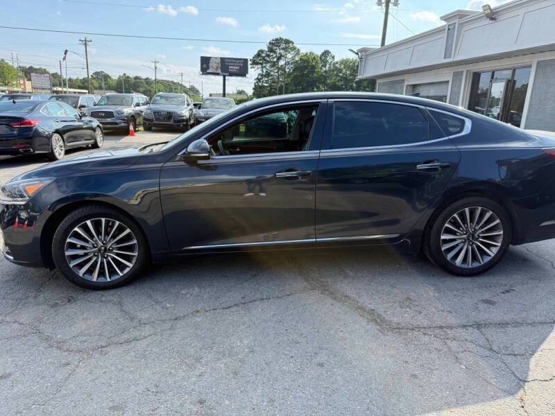 2017 Kia Cadenza Premium