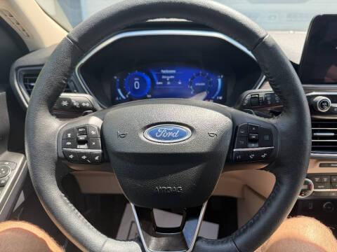 2020 Ford Escape Titanium
