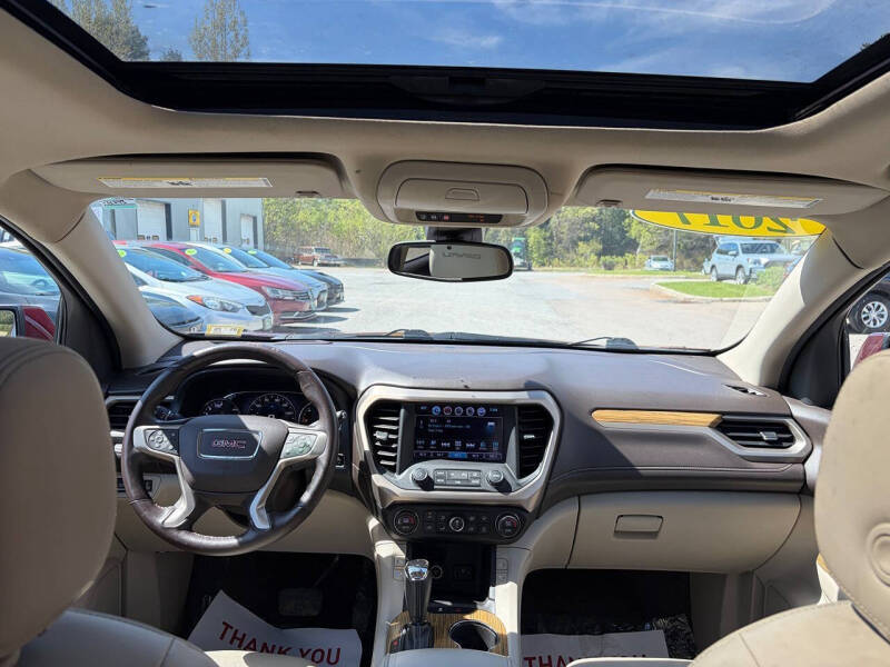 2017 GMC Acadia Denali