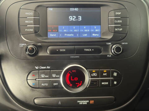 2017 Kia Soul +