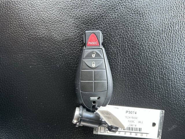 2024 RAM 1500 Classic SLT