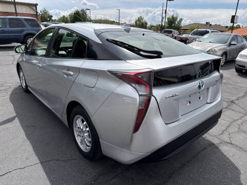 2016 Toyota Prius Three