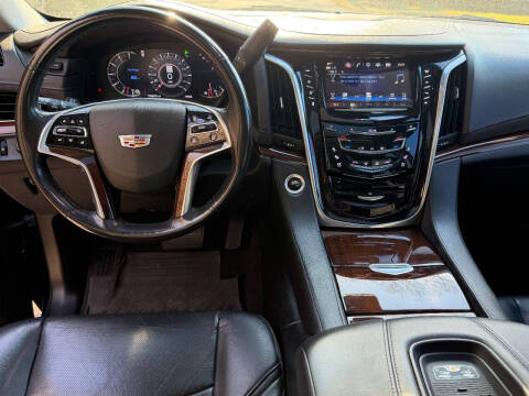 2018 Cadillac Escalade Premium Luxury