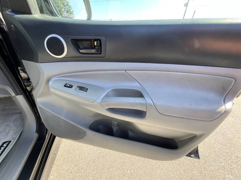 2006 Toyota Tacoma X-Runner V6