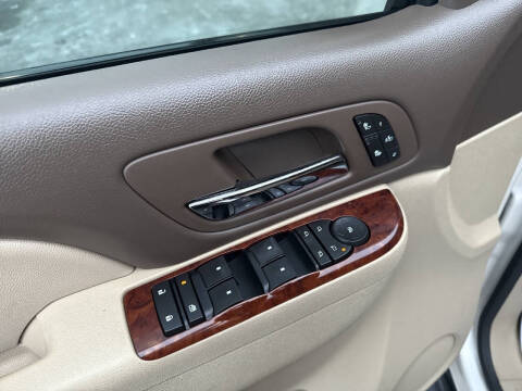 2011 GMC Yukon XL SLT