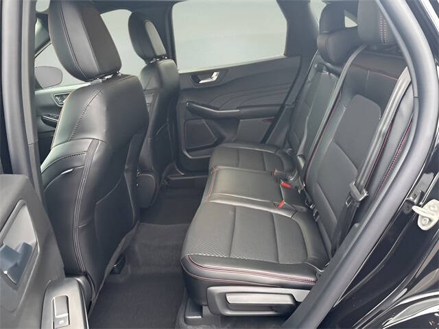 2026 Ford Escape ST-Line Select