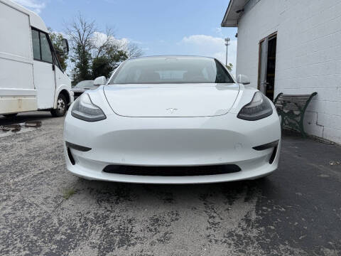 2020 Tesla Model 3 Performance