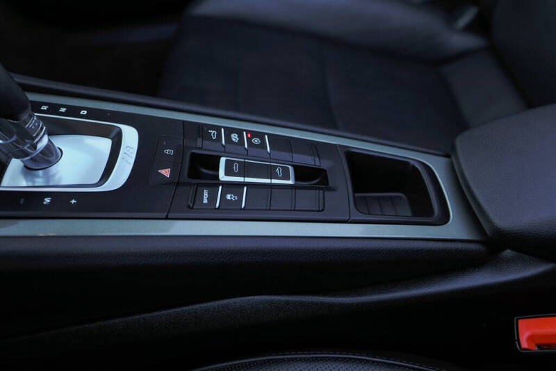 2021 Porsche 718 Boxster