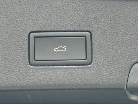 2026 Volkswagen Atlas Cross Sport SEL Premium R-Line 4Motion