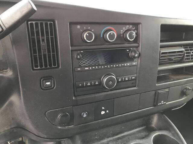 2017 GMC Savana 2500