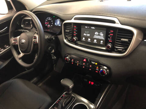 2020 Kia Sorento LX V6