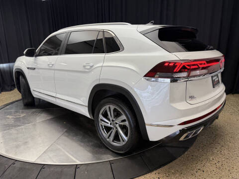2024 Volkswagen Atlas Cross Sport SEL R-Line 4Motion