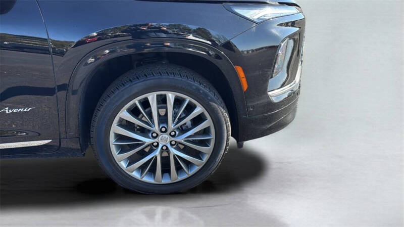 2025 Buick Enclave Avenir