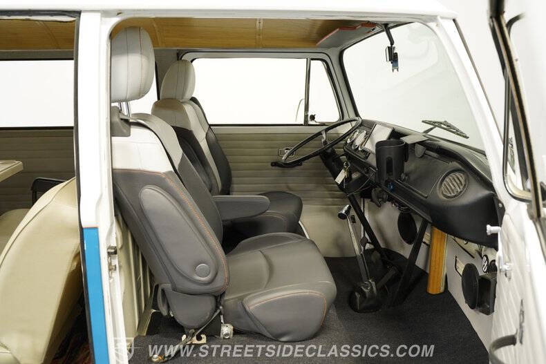 1976 Volkswagen Type 2