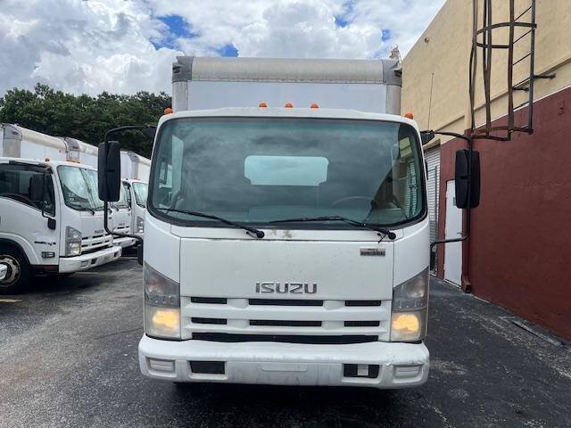 2019 Isuzu NPR-HD