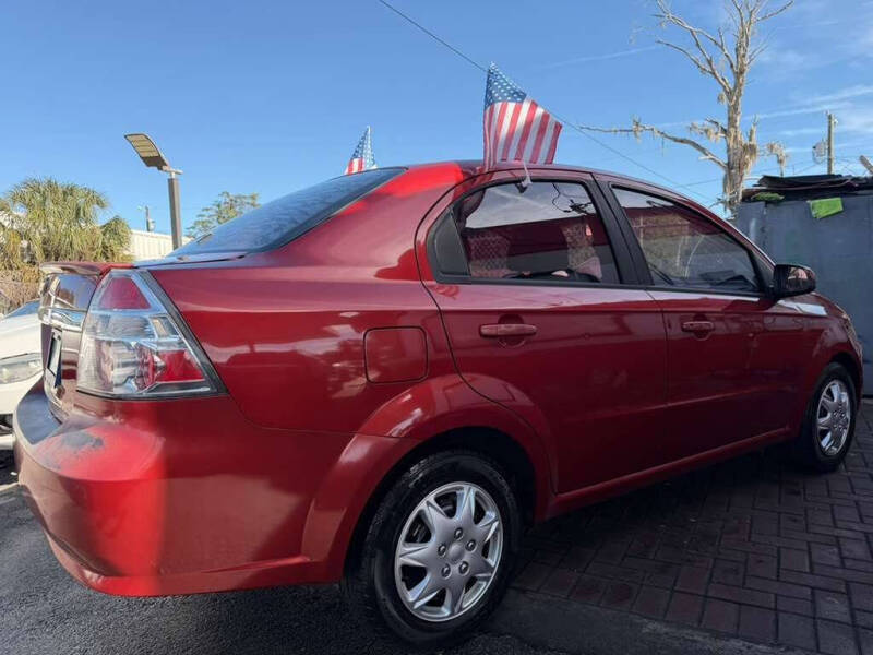 2011 Chevrolet Aveo LT